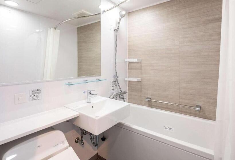 Номер Стандарт Трехместный, Comfort Hotel Takamatsu