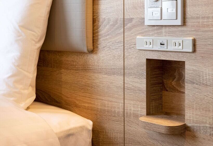 Номер Стандарт, Comfort Hotel Takamatsu