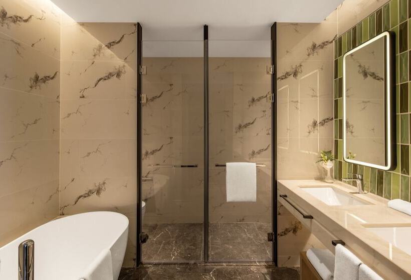 סוויטה, Holiday Inn Express Qingdao Jinshui, An Ihg