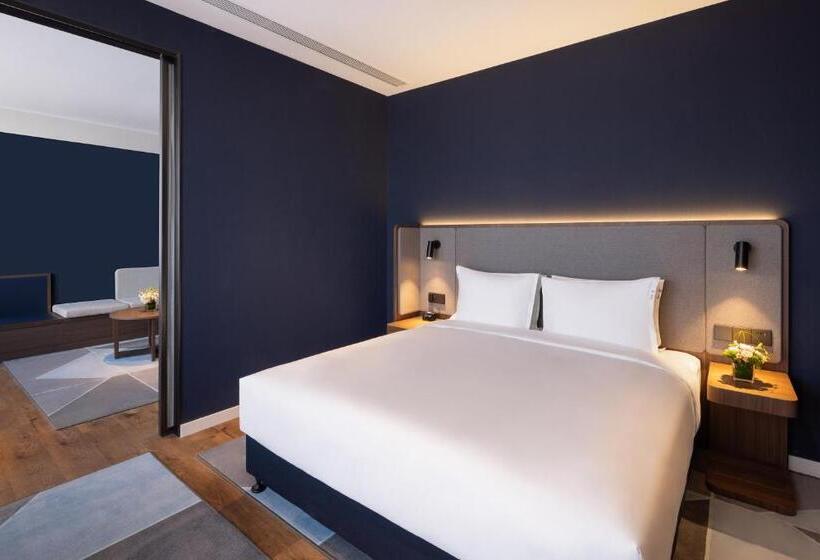 Люкс, Holiday Inn Express Qingdao Jinshui, An Ihg