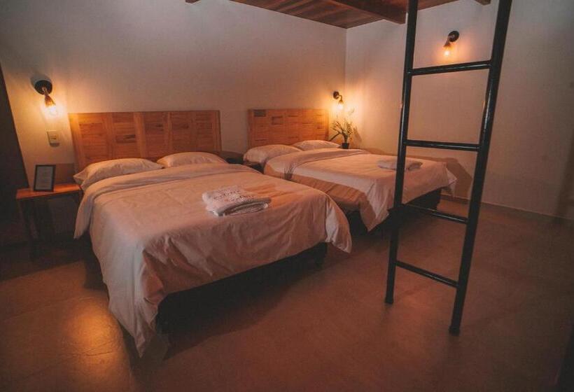 클래식 4인 룸, Kantu Garden Lodge