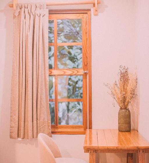스탠다드 룸 킹사이즈 침대, Kantu Garden Lodge