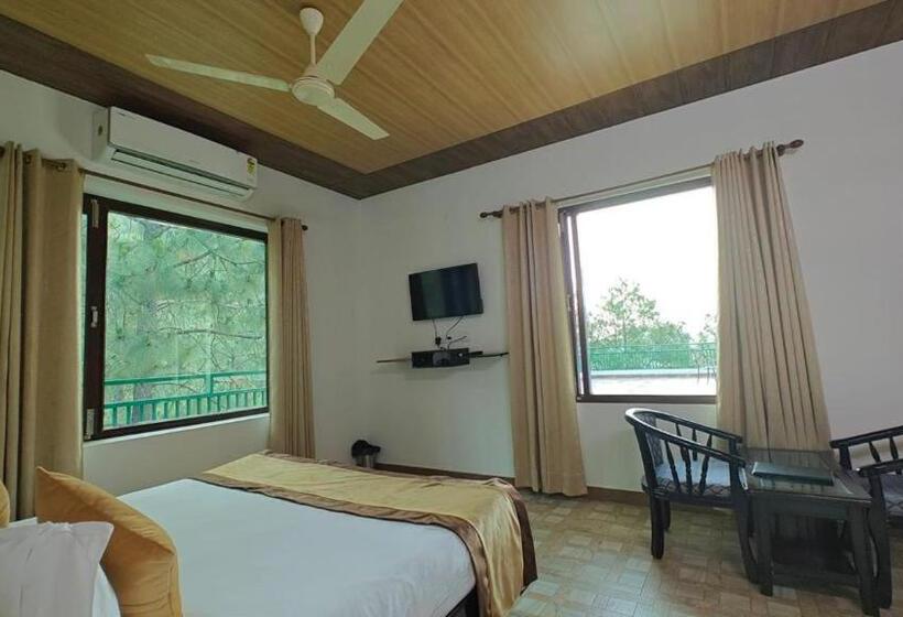 Villa 1 Makuuhuone Puutarhanäkymä, Pineland Resorts & Chalets Kasauli