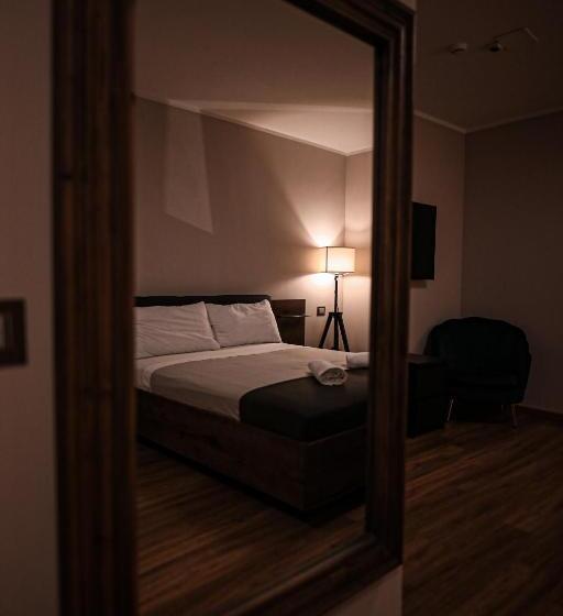 סוויטה, Castello Di Pandora