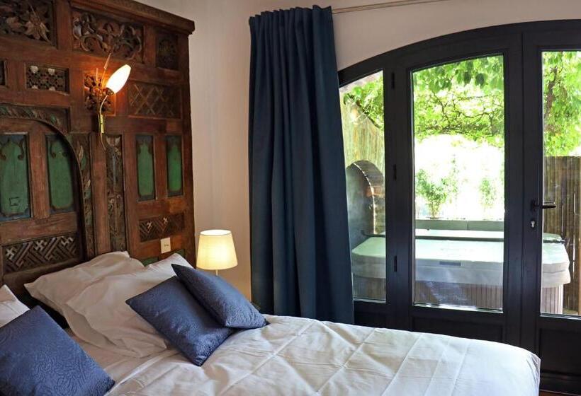 带大床的标准间, L Amourier Chambres D Hôtes Pour Amoureux Avec Jacuzzi Ou Baignoire Xxl