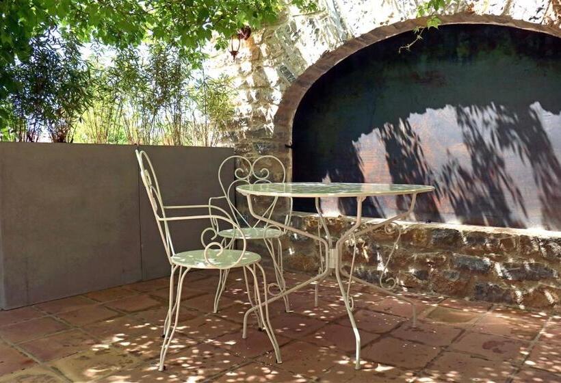 带大床的高级房间, L Amourier Chambres D Hôtes Pour Amoureux Avec Jacuzzi Ou Baignoire Xxl