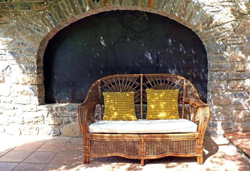 带大床的高级房间, L Amourier Chambres D Hôtes Pour Amoureux Avec Jacuzzi Ou Baignoire Xxl