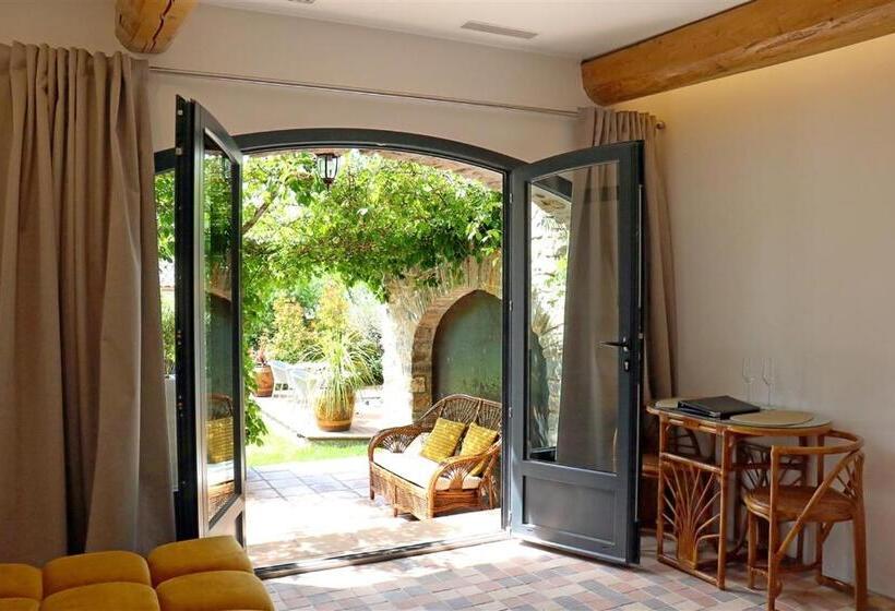 带大床的高级房间, L Amourier Chambres D Hôtes Pour Amoureux Avec Jacuzzi Ou Baignoire Xxl