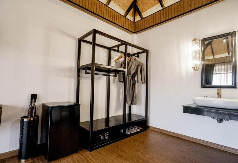 بنجلو قياسى, Good Time Relax Resort