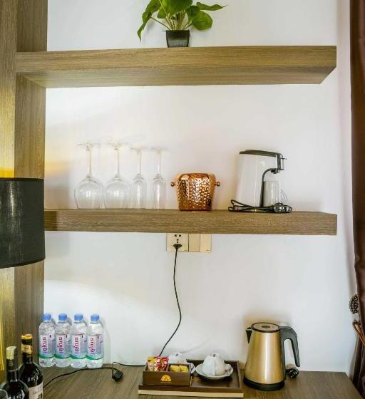 جناح, Good Time Relax Resort