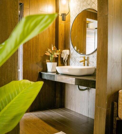 جناح, Good Time Relax Resort