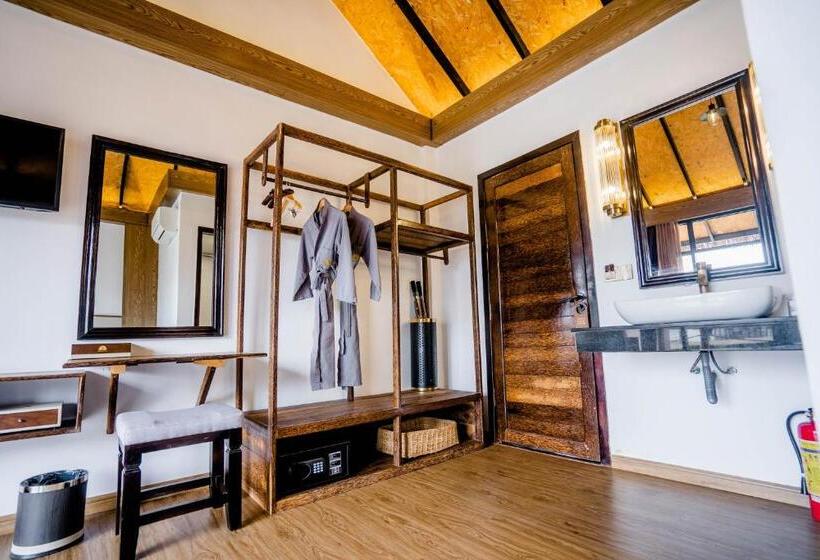 بنجلو ديلوكس, Good Time Relax Resort