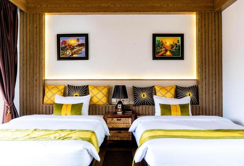 بنجلو قياسى, Good Time Relax Resort