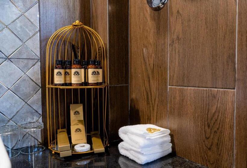 جناح, Good Time Relax Resort