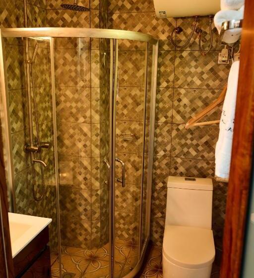 سوییت, Sindz Palace