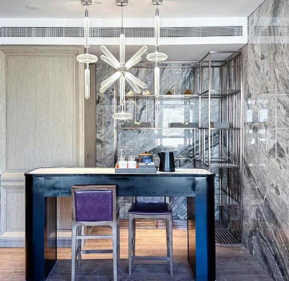 جناح رئاسى, Crowne Plaza Chongli Resort, An Ihg