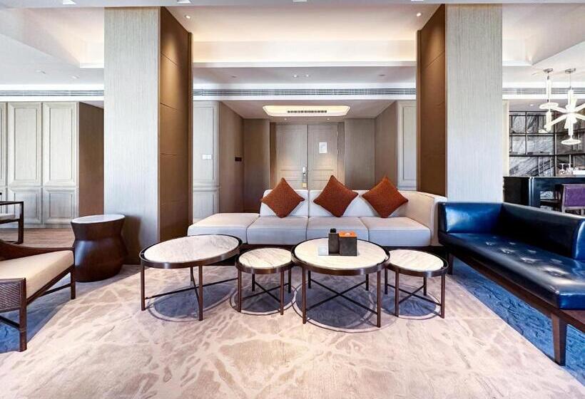 جناح رئاسى, Crowne Plaza Chongli Resort, An Ihg