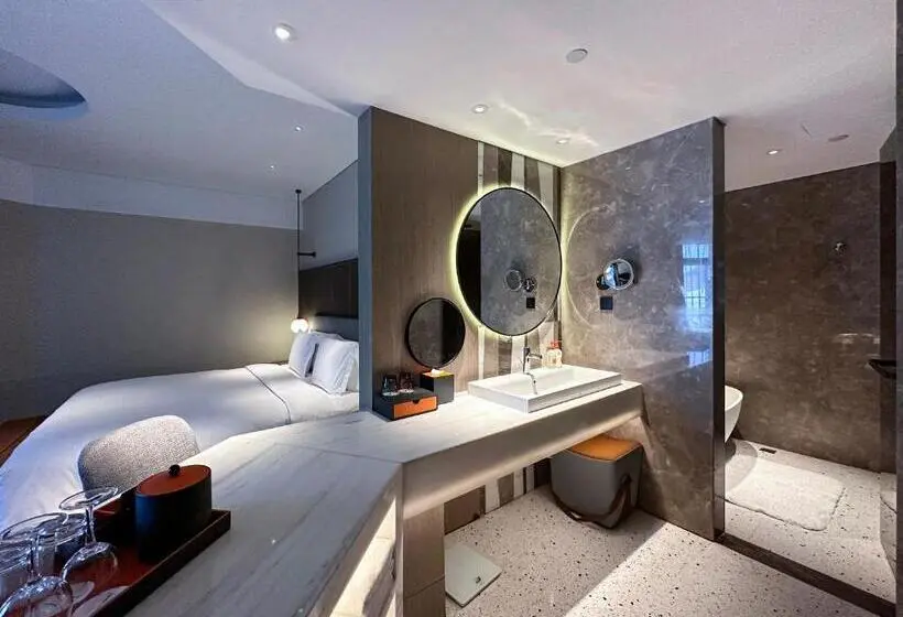 キングサイズベッドのジュニアスイート, Crowne Plaza Chongli Resort, An Ihg