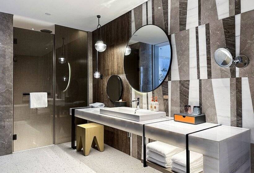 غرفة بريميوم مطلّة علي البحيرة, Crowne Plaza Chongli Resort, An Ihg