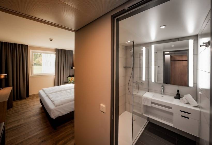 Номер Superior, Loginn Hotel Stuttgart Zuffenhausen