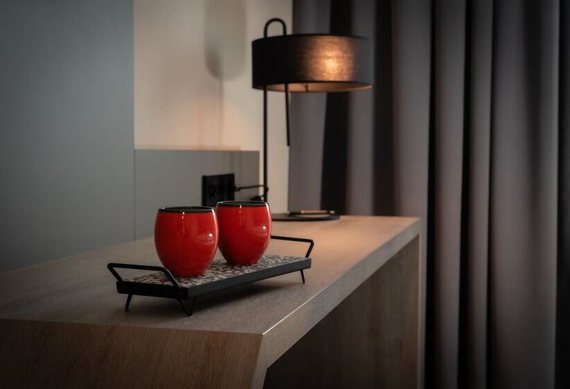 Апартаменты Deluxe 1 Спальня, Loginn Hotel Stuttgart Zuffenhausen