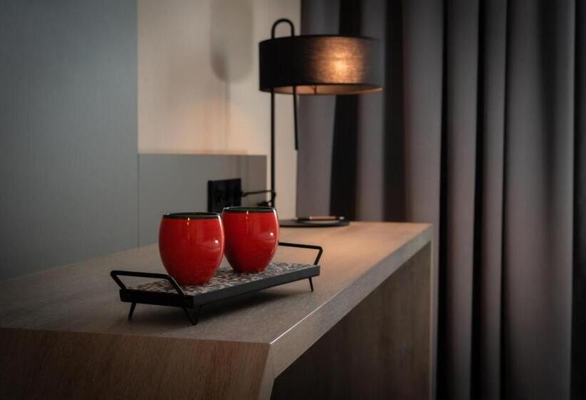 Апартаменты Deluxe 1 Спальня, Loginn Hotel Stuttgart Zuffenhausen