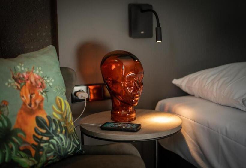 Апартаменты Deluxe 1 Спальня, Loginn Hotel Stuttgart Zuffenhausen