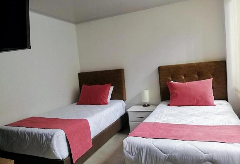 اتاق استاندارد, Monarka Edificio