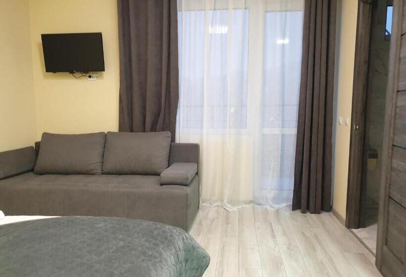 Standard Fyrbäddsrum med Balkong, Osher