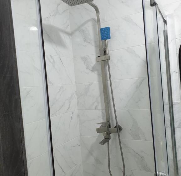 Standard Trippelrum med Balkong, Osher