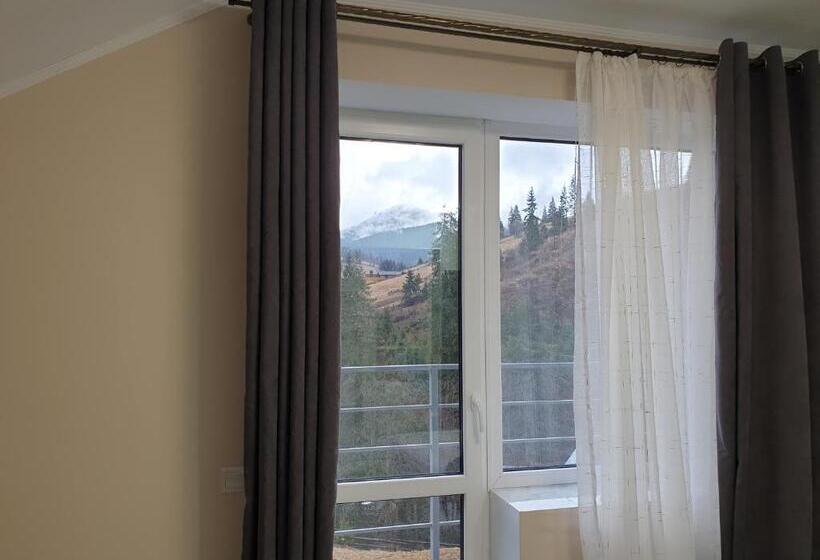 Standard Trippelrum med Balkong, Osher