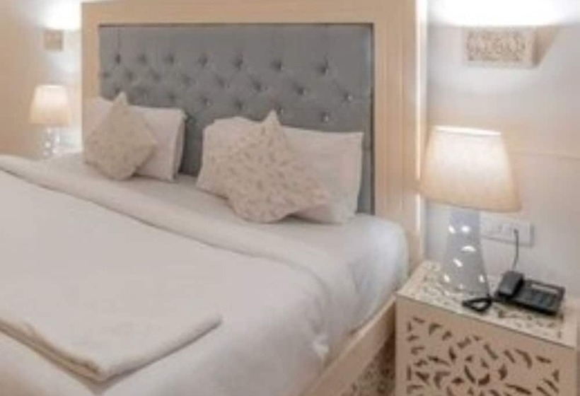 デラックスルーム, Lillywoods Zac Beach Resort, Calangute