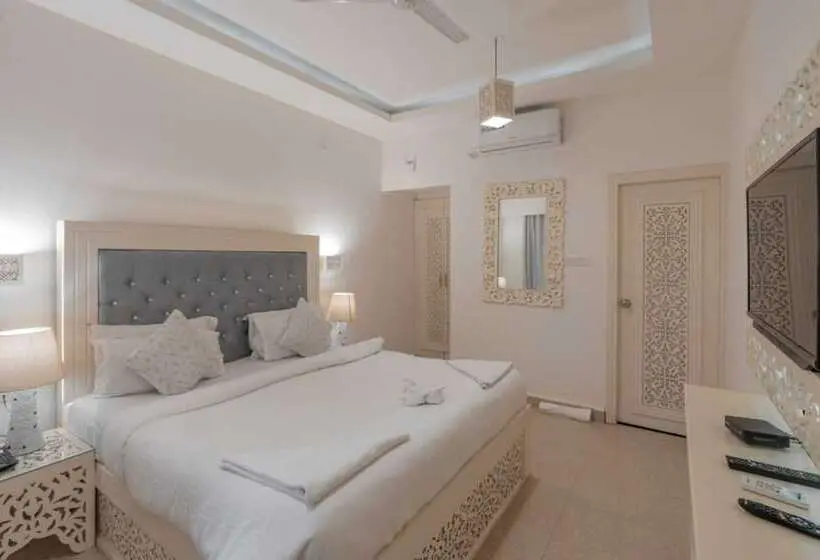 デラックスルーム, Lillywoods Zac Beach Resort, Calangute