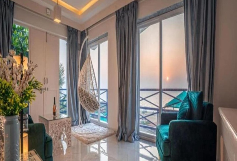 プレジデントスイートルーム, Lillywoods Zac Beach Resort, Calangute
