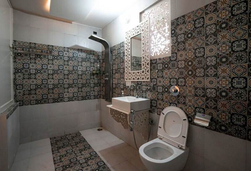 プレジデントスイートルーム, Lillywoods Zac Beach Resort, Calangute