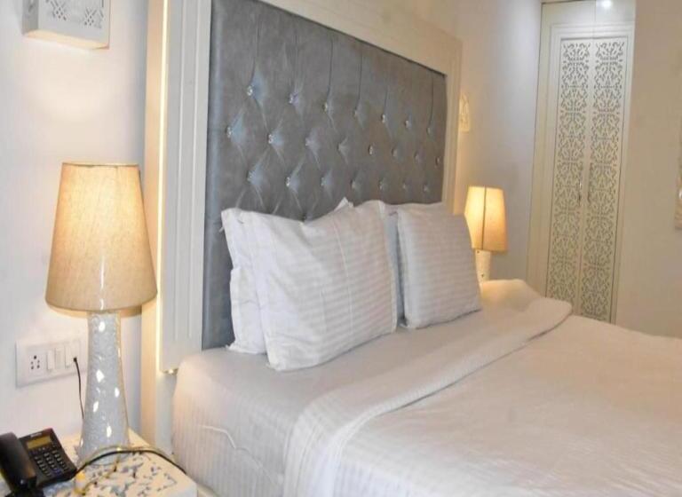 デラックスルーム, Lillywoods Zac Beach Resort, Calangute