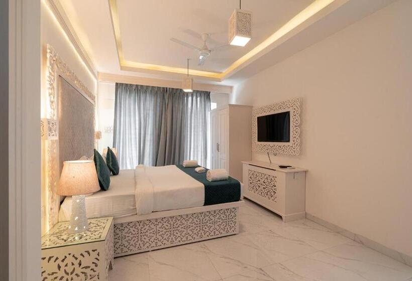 プレジデントスイートルーム, Lillywoods Zac Beach Resort, Calangute