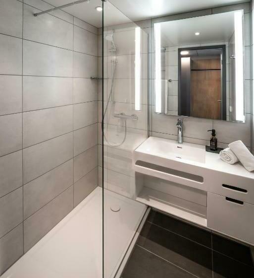 Номер Superior, Loginn Hotel Stuttgart Zuffenhausen