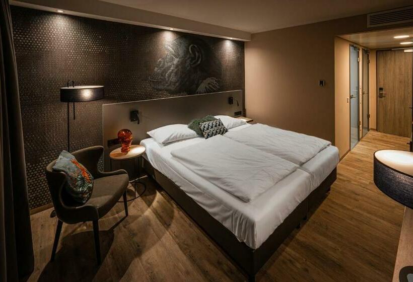 Номер Superior, Loginn Hotel Stuttgart Zuffenhausen