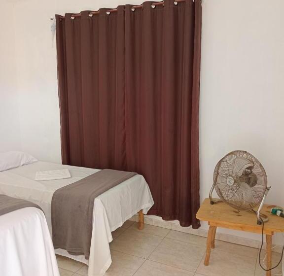 חדר סטנדרט לשלושה, Suítes Do Pontal