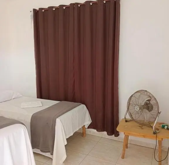 اتاق استاندارد سه نفره, Suítes Do Pontal