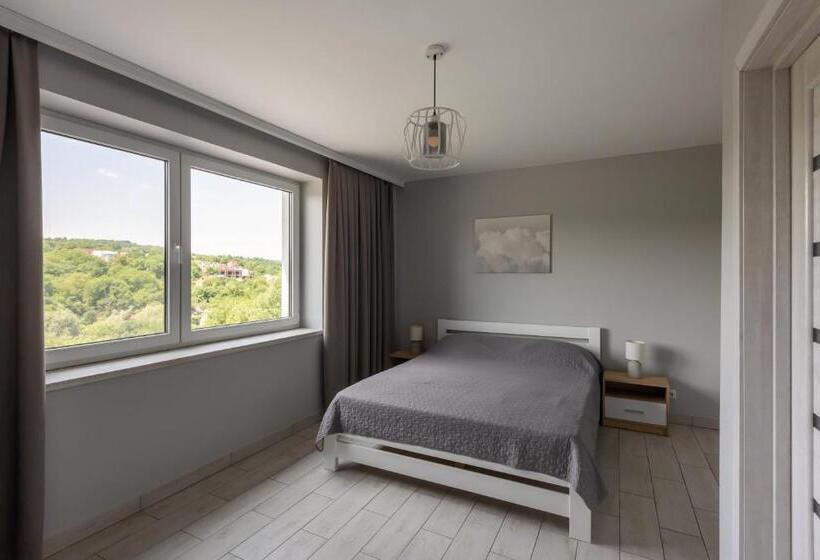 آپارتمان 1 خوابه با تراس, таун тераса 3 поверхи By Willox