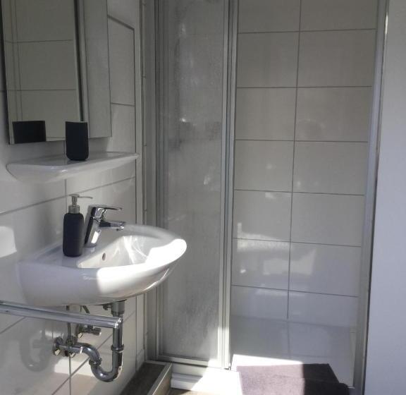 آپارتمان 1 خوابه, Apartment Marit