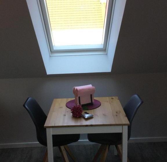 آپارتمان 1 خوابه, Apartment Marit