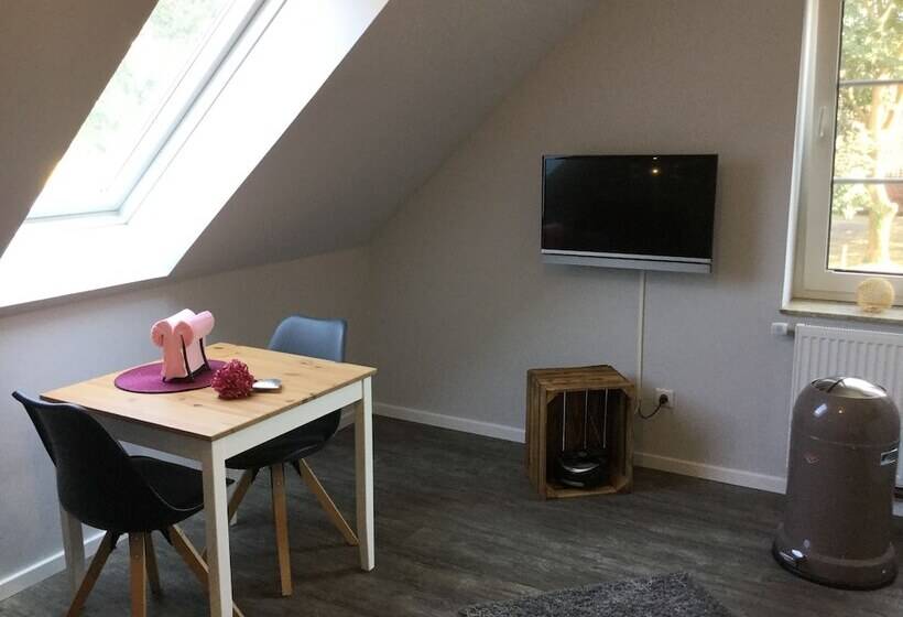 آپارتمان 1 خوابه, Apartment Marit