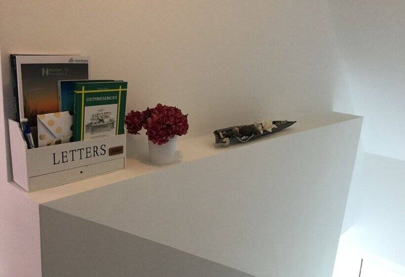 آپارتمان 1 خوابه, Apartment Marit