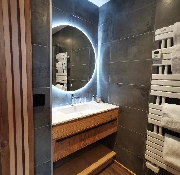 غرفة قياسية مطلة على الجبل, Chalet Jardin D Angèle Chambres D Hôtes