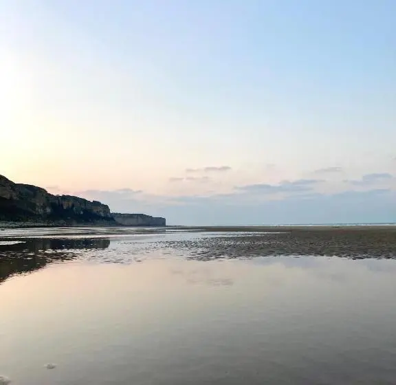 スイート（家族用）, Les Chambres D Omaha Beach Etablissement Avec Deux Chambres D Hôtes, Petit Déjeuner Compris Fait Mai