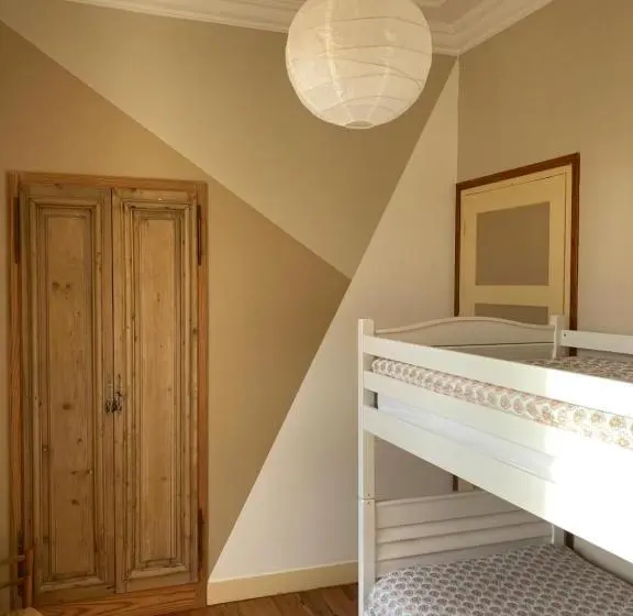 スイート（家族用）, Les Chambres D Omaha Beach Etablissement Avec Deux Chambres D Hôtes, Petit Déjeuner Compris Fait Mai