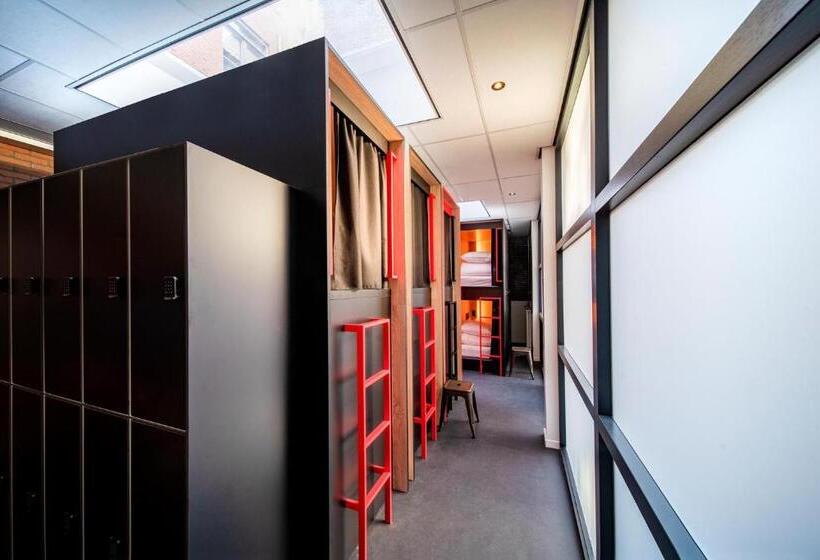 Кровать в Общей Комнате, City Trip Hostels Amsterdampurmerend